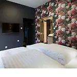 Aparthotel Amber Na Starym Miescie Adults Only