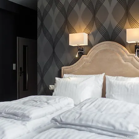 アパートホテル Amber Na Starym Miescie Adults Only シュチェチン