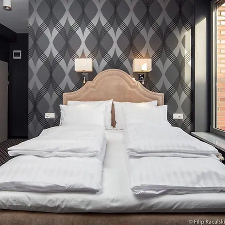 Amber Na Starym Miescie Adults Only Apartahotel