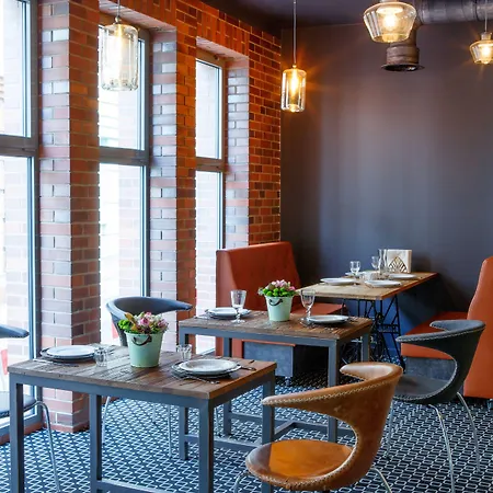 アパートホテル Amber Na Starym Miescie Adults Only 4*