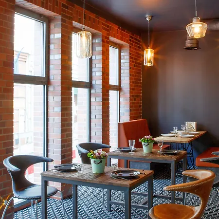 Amber Na Starym Miescie Adults Only アパートホテル 4*