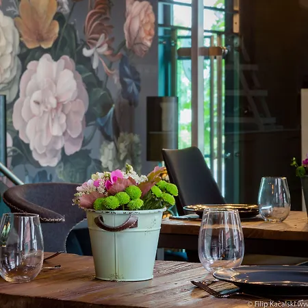 Amber Na Starym Miescie Adults Only アパートホテル 4*