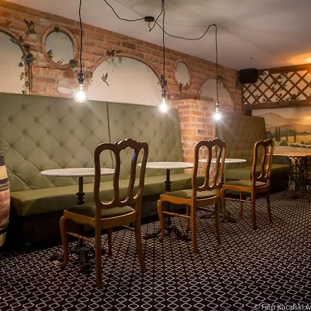 Apartahotel Amber Na Starym Miescie Adults Only