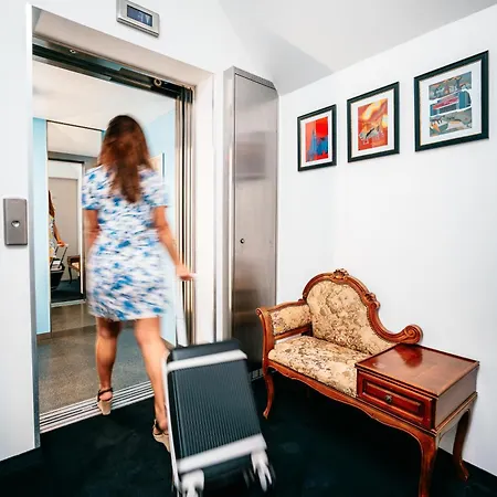 Apartahotel Amber Na Starym Miescie Adults Only 4*