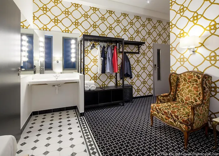 Amber Na Starym Miescie Adults Only