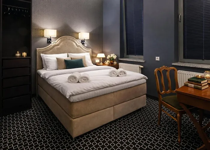 Amber Na Starym Miescie Adults Only